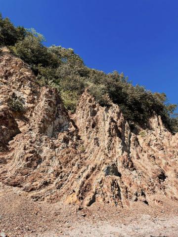 photo_5377748669404665595_y_0.jpg photo_5377748669404665595_y_0.jpg