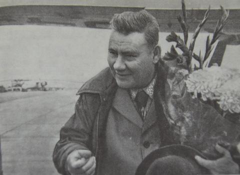 АКАДЕМИК А.П.ОКЛАДНИКОВ - ГОСТЬ САХАЛИНА.JPG