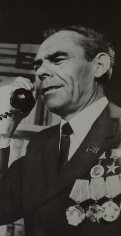 ГЕРОЙ СОЦИАЛИСТИЧЕСКОГО ТРУДА, ЗАСЛУЖЕННЫЙ СТРОИТЕЛЬ РСФСР М.А.ТИТЯКОВ.JPG