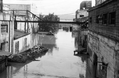 ЗАВОДСКОЙ ДВОР.jpg