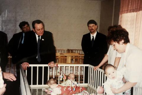 И.ФАРХУТДИНОВ И СОВЕТНИК ГУБЕРНАТОРА Ю.ШУВАЛОВ.jpg И.ФАРХУТДИНОВ И СОВЕТНИК ГУБЕРНАТОРА Ю.ШУВАЛОВ.jpg