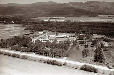 КОМПЛЕКСНЫЙ НАУЧНО ИССЛЕДОВАТЕЛЬСКИЙ ИНСТИТУТ (ИНСТИТУТ МОРСКОЙ ГЕОЛОГИИ И ГЕОФИЗИКИ).jpg