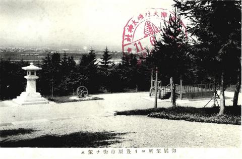 НА ТЕРРИТОРИИ ХРАМА КАРАФУТО ДЗИНДЗЯ.jpg