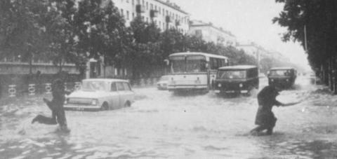 НА УЛИЦЕ ЛЕНИНА.jpg