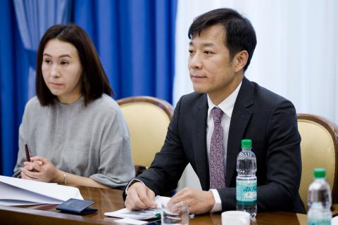 ПРЕДСТАВИТЕЛИ КОРЕЙСКОЙ КОМПАНИИ КОЭН НА ПЕРЕГОВОРАХ.jpg