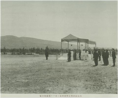 СМОТР НА ИПОДРОМЕ, РАЙОН ПАРКА .jpg