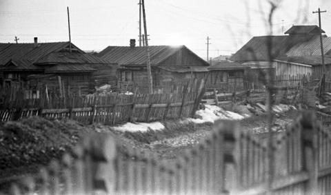 Южно-Сахалинск. 1960-е. Автор Юрий Садовников   .jpg