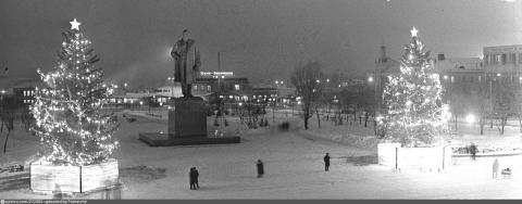 1974.ПЛОЩАДЬ ЛЕНИНА.jpg